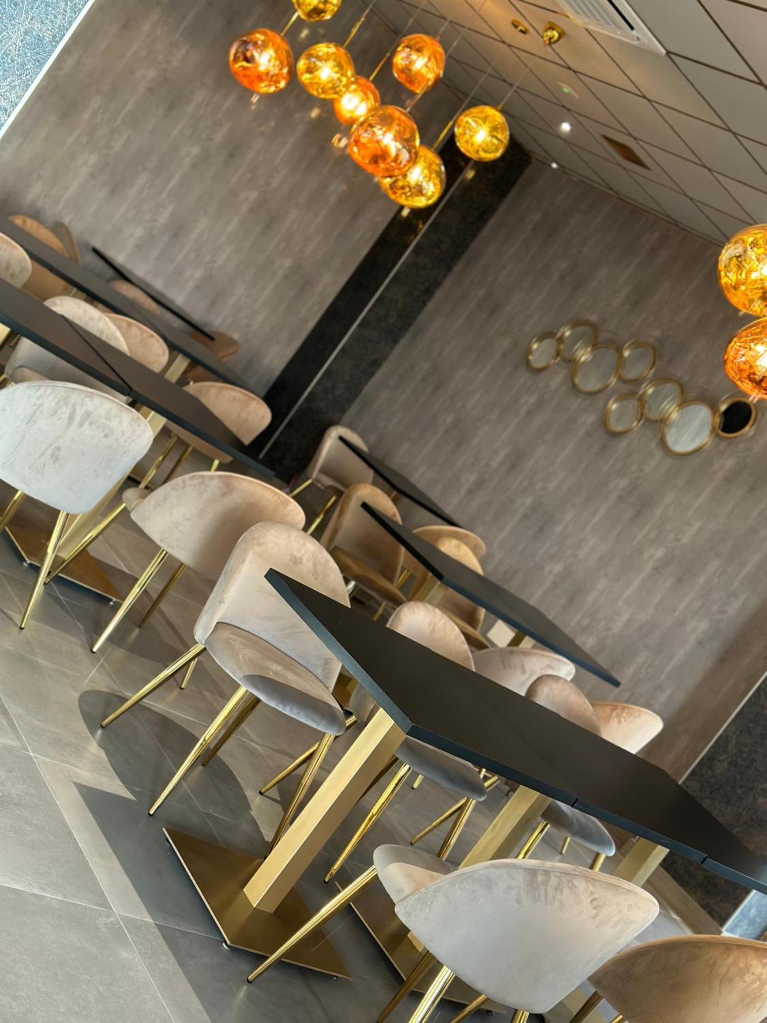 Vanity Hotel